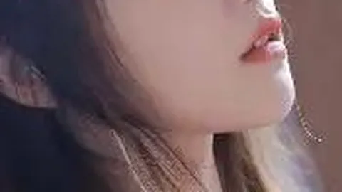 “孤臂英雄”单手挥洒排球激情，台山露天球场每晚传颂励志佳话